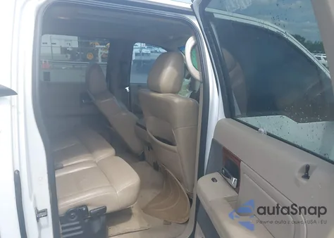 2005 Ford F-150 Lariat/Xlt from USA, damaged, VIN 1FTPW12525KB72649